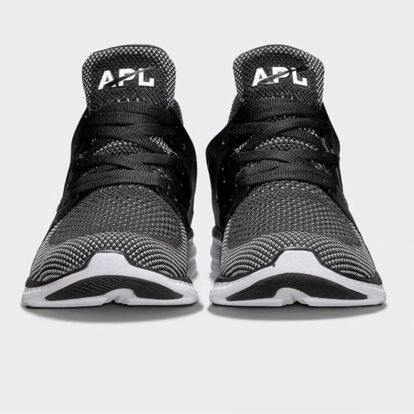 APL Women’s Ascend Black/White - Picture 1 of 4